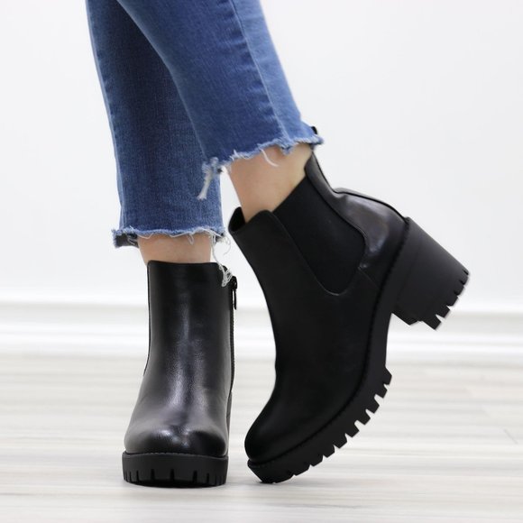 Chunky Chelsea Lug Black Ankle Boots - Picture 8 of 14